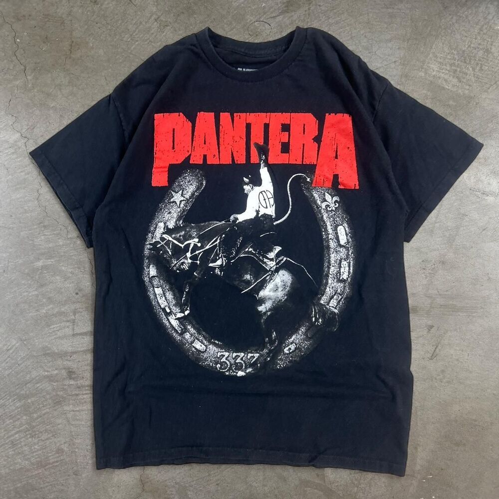 2024 Official Pantera Tour Dimebag Darrell Horseshoe Concert T-shirt